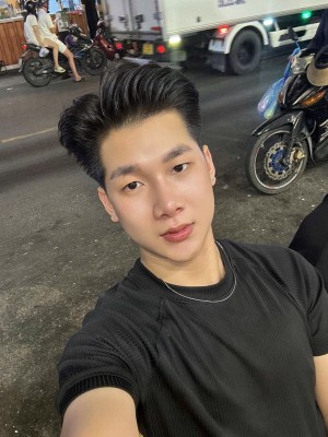 hữu hotboy