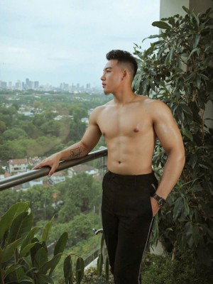 Nhận